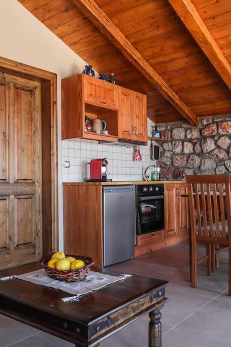 Petronas Land House 2 Villa Архангелос Екстериор снимка