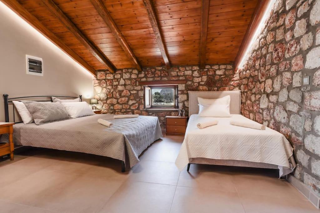 Petronas Land House 2 Villa Архангелос Екстериор снимка